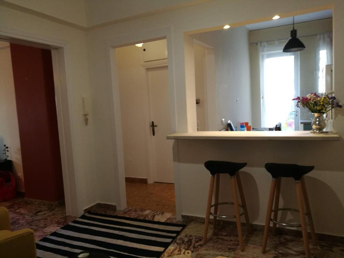 Maria'S Cozy Apartment In Palaio Faliro Athens Ngoại thất bức ảnh